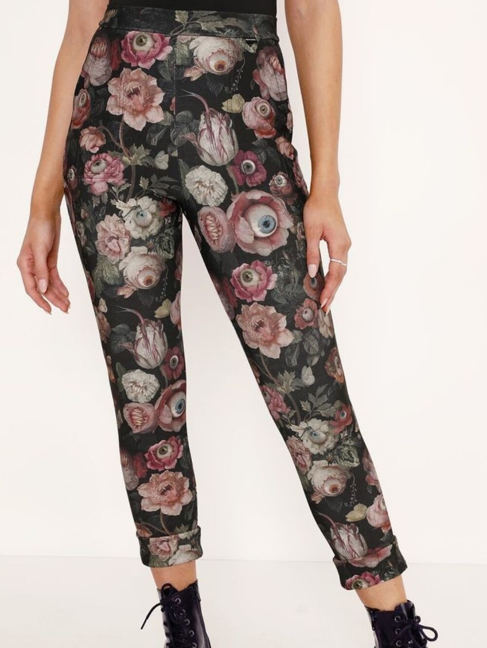 Rare Blackmilk Biting Blossoms Cuffed Pants